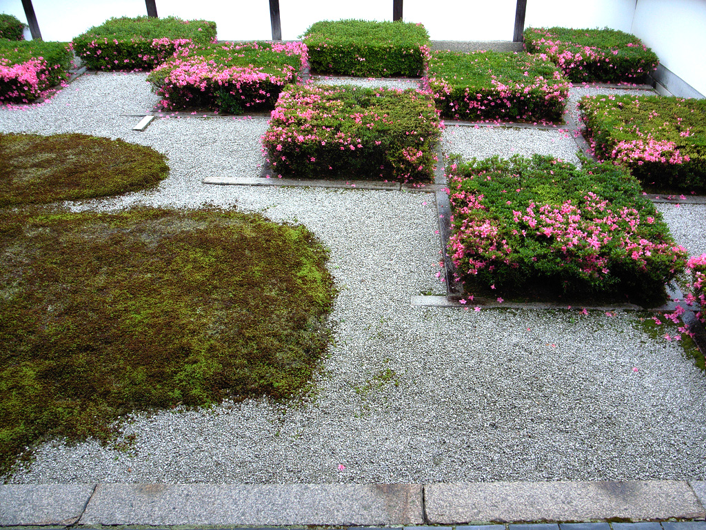 Symmetric small garden